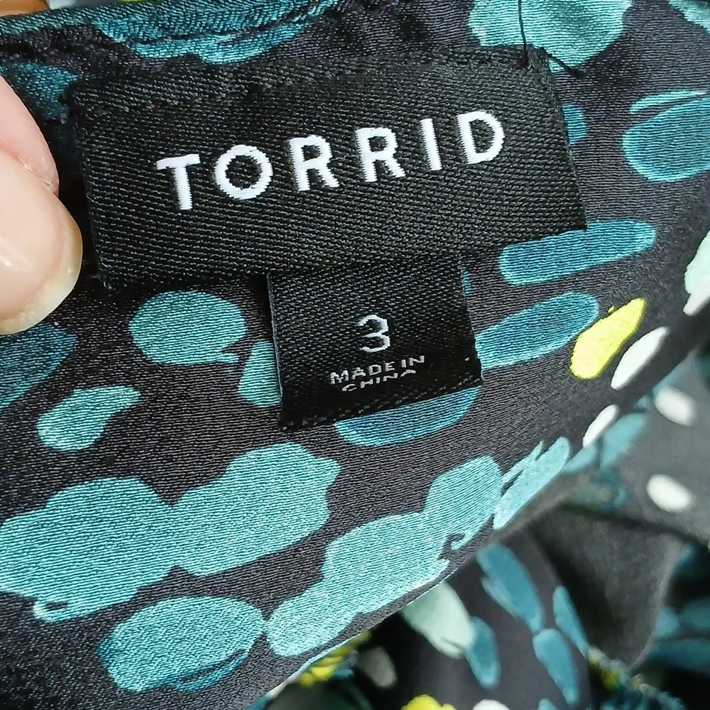 Torrid Black Surplice Long Sleeve Top With Green Dot Print Size 3X Bow Back - Picture 6 of 8